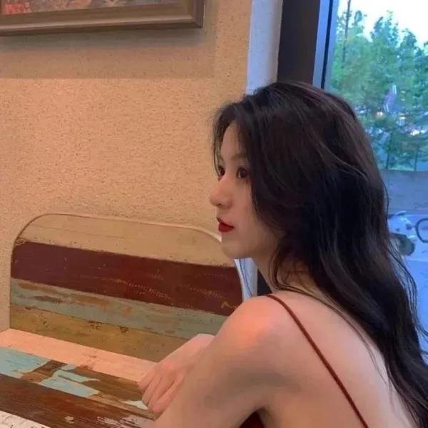 放下校花后被超可爱小女友倒追