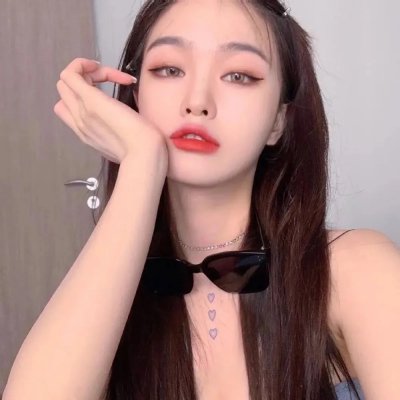 隔壁的吸血鬼美眉